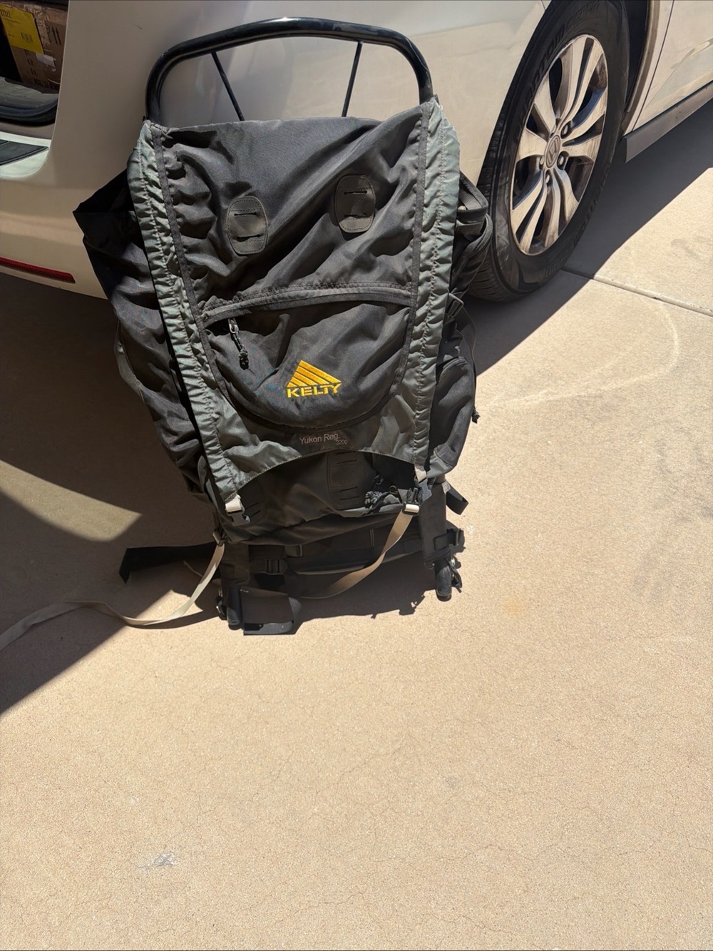 Kelty Black and Gray Expedition Backpack frame  3200 hiking back backpack